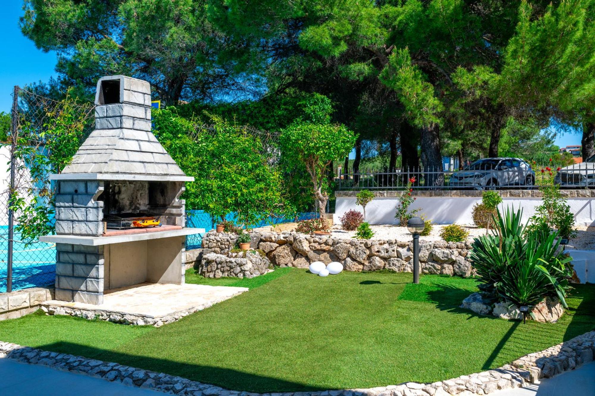 Villa Plenca - Heated Pool ! Σίμπενικ Εξωτερικό φωτογραφία